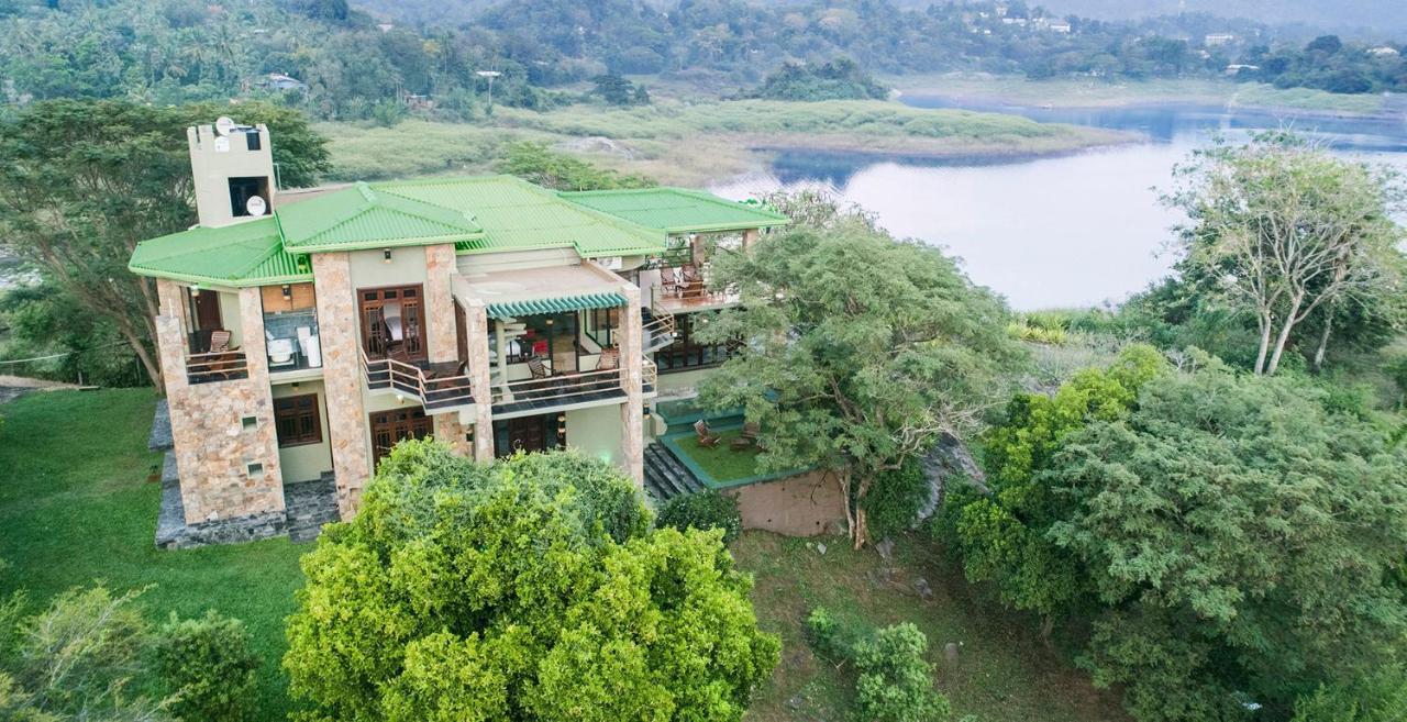 Green Castle Kandy Hotell Eksteriør bilde